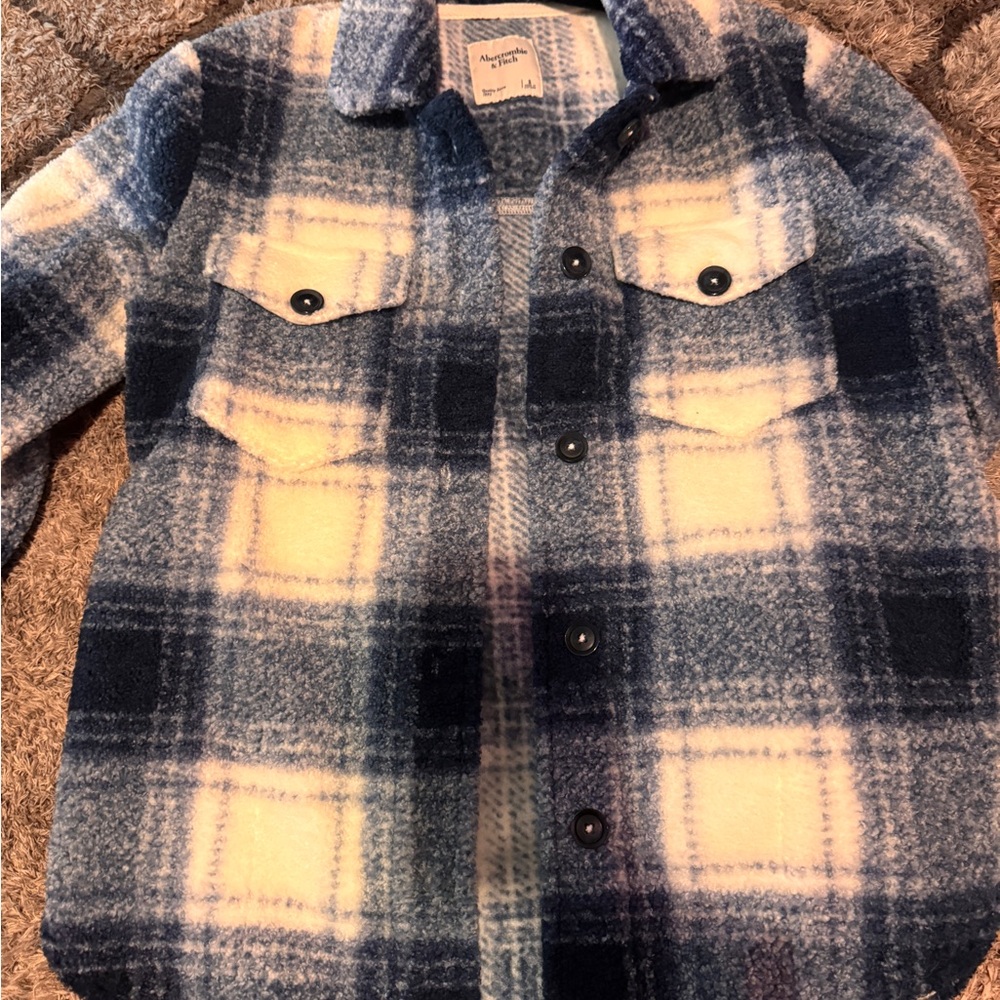 Abercrombie & Fitch Blue and White Plaid Teddy Jacket - Picture 4 of 7